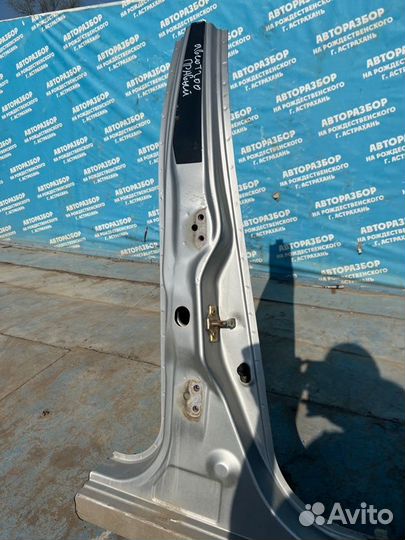 Правый порог со стойкой Chevrolet Aveo T200 седан