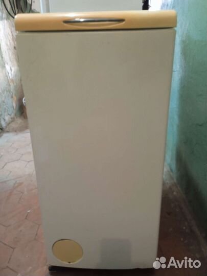 Стиральная машина с вертикальной загрузкой