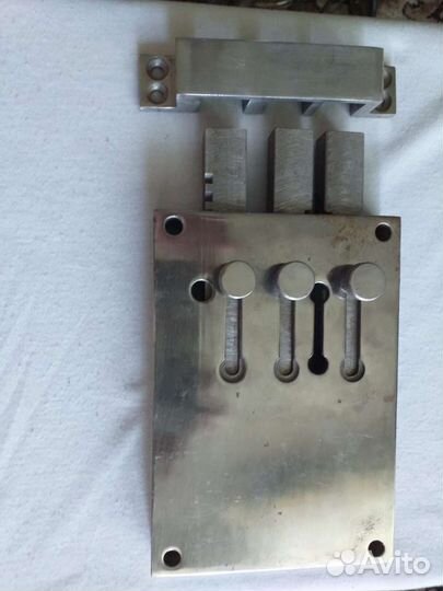 Замок гаражный