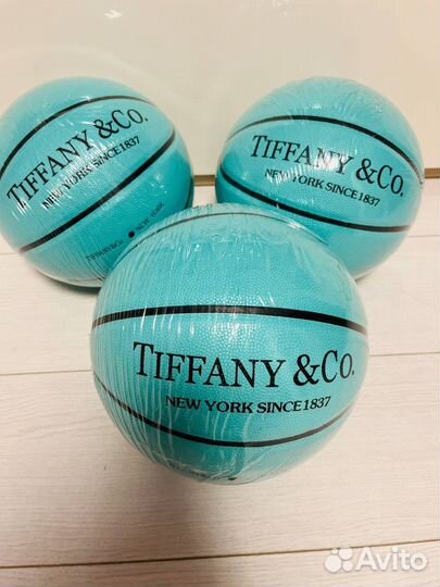 Баскетбольный мяч tiffany co новые