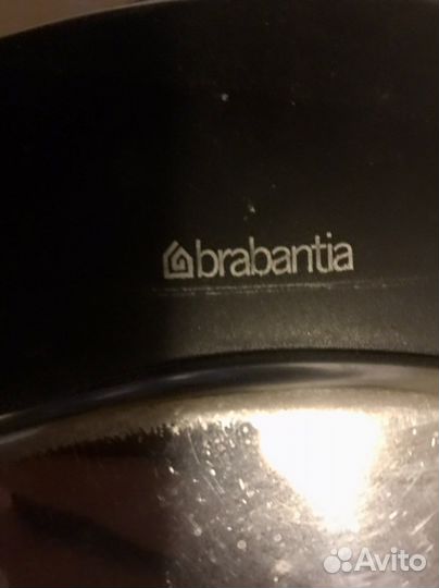 Ведро с педалью для мусора brabantia