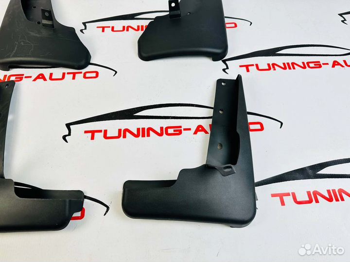 Брызговики Nissan X-Trail (T 31 ) B1677