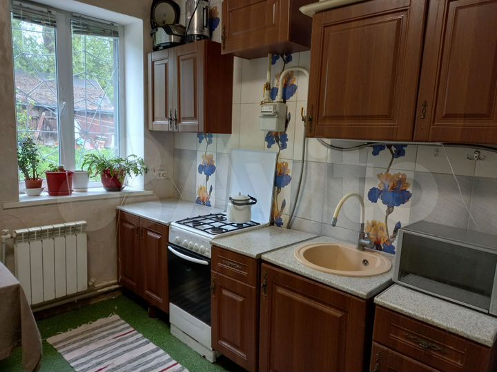 2-к. квартира, 58 м², 1/2 эт.
