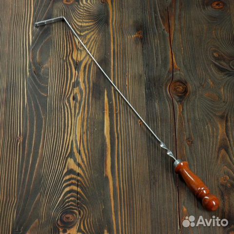 Кочерга с деревянной ручкой