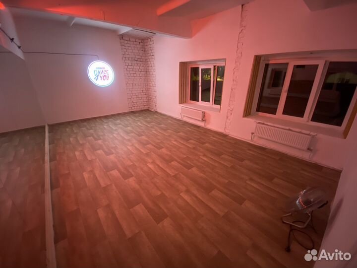 Аренда танцевального зала и крыши