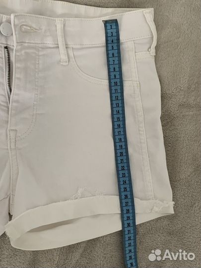 Джинсовые шорты