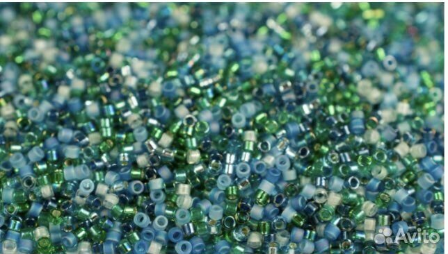 Бисер Miyuki delica белый, нитки Silamide