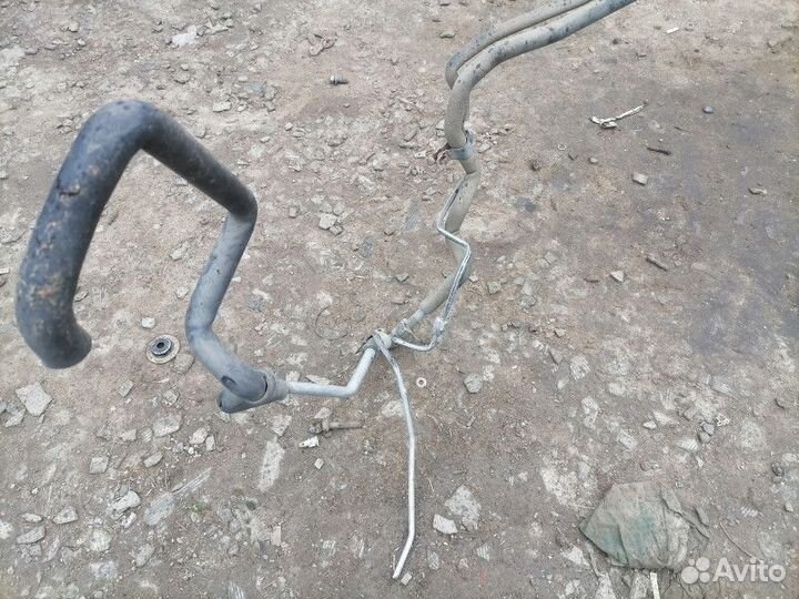 Трубка кондиционера Mitsubishi Pajero