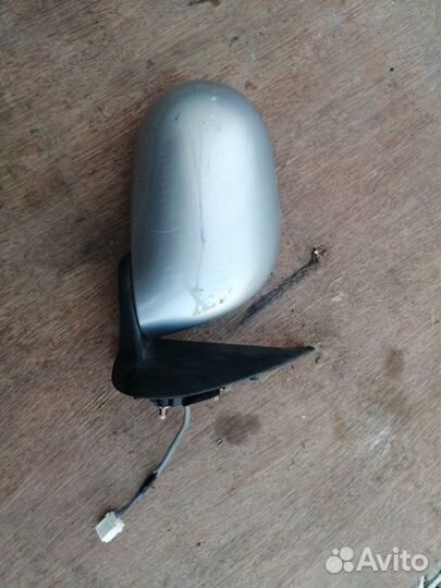 Зеркало переднее правое Nissan March K12