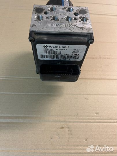 Блок абс VW Passat B6/ CC