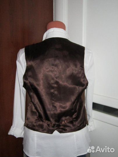 Замшевая жилетка Franco Callegari 44 размер