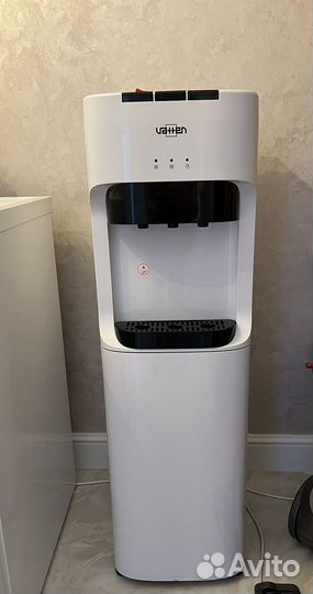 Кулер для воды