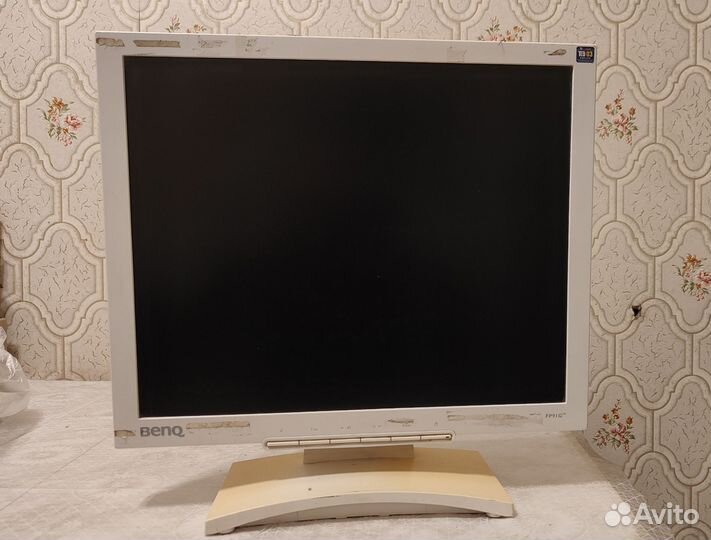 Монитор BenQ Q9T4 под ремонт или на запчасти