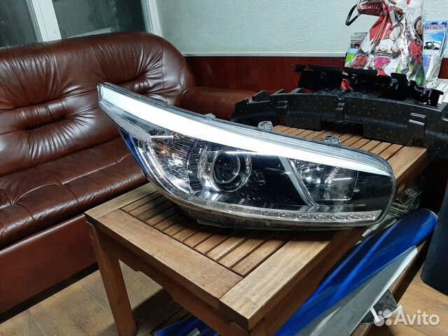 Фара правая Kia Ceed 2 JD 92102A2060