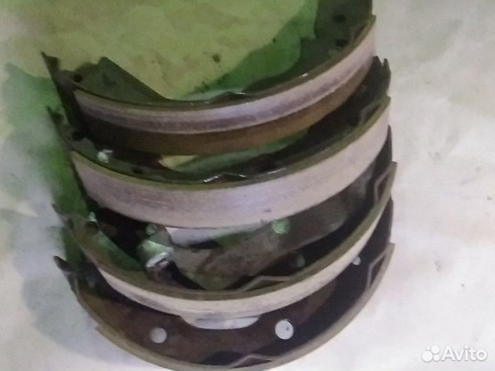 Колодки ручника Acura ZDX