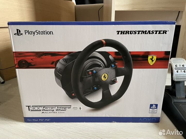 Игровой руль Thrustmaster T300