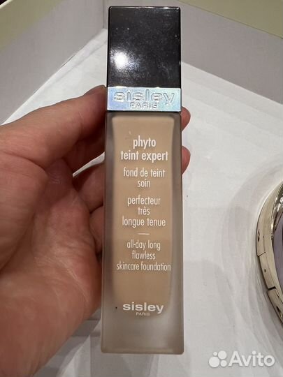 Тональный крем sisley