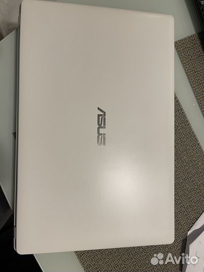 Ноутбук asus