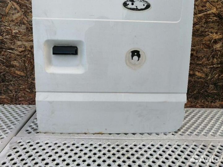 Дверь задняя распашная правая Ford Transit 3 resta