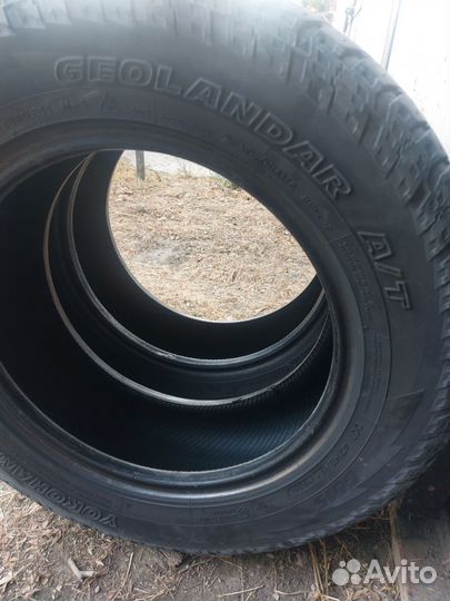 Yokohama Geolandar A/T G015 215/65 R16