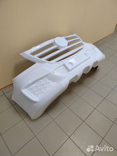 Бампер передний с решёткой Mercedes Sprinter W906