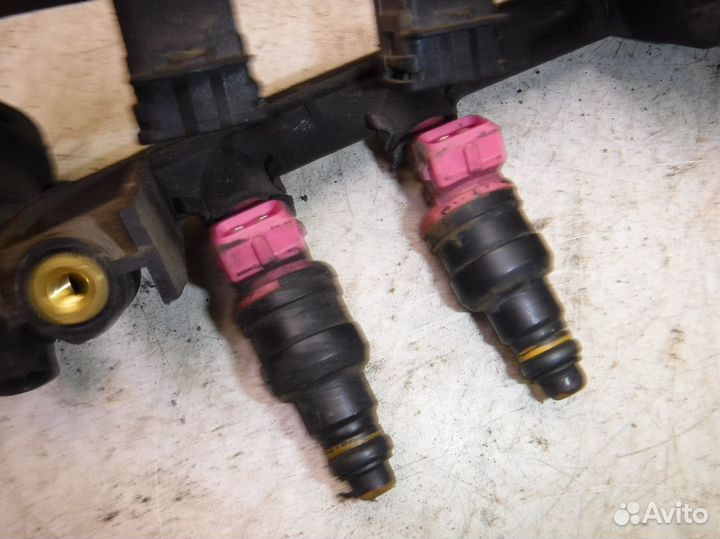 Рейка топливная (рампа) Renault Kangoo