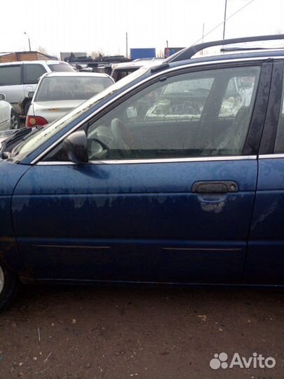 Дверь Suzuki baleno