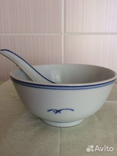 Китайский фарфор (миска с ложкой)
