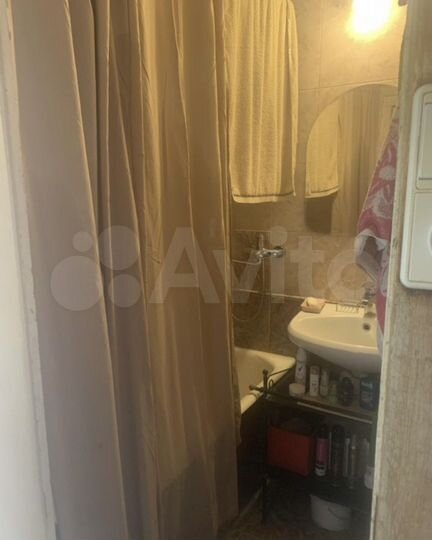 Комната 13 м² в 3-к., 8/12 эт.