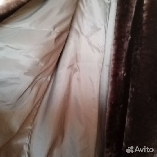 Продам мутоновую шубу