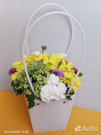 Букет в красивой коробочке