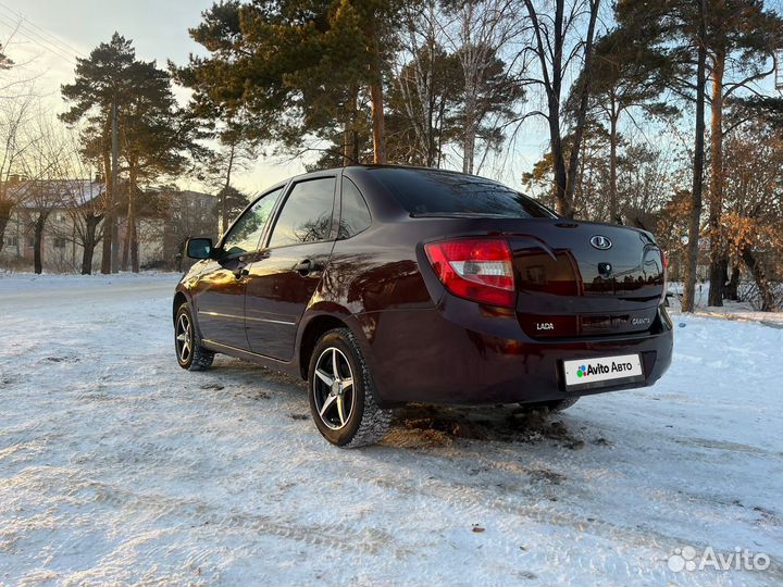 LADA Granta 1.6 МТ, 2015, 125 000 км