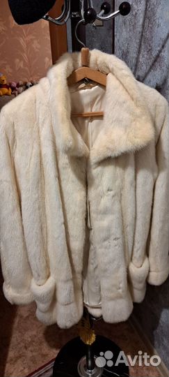 Продам норковую шубу