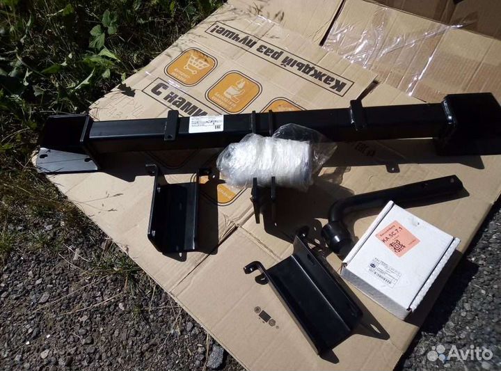 Фаркоп на kia rio х лайн