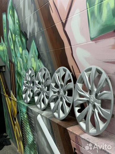 Колпаки на hyundai solaris R15