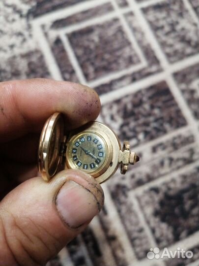 Наручные часы