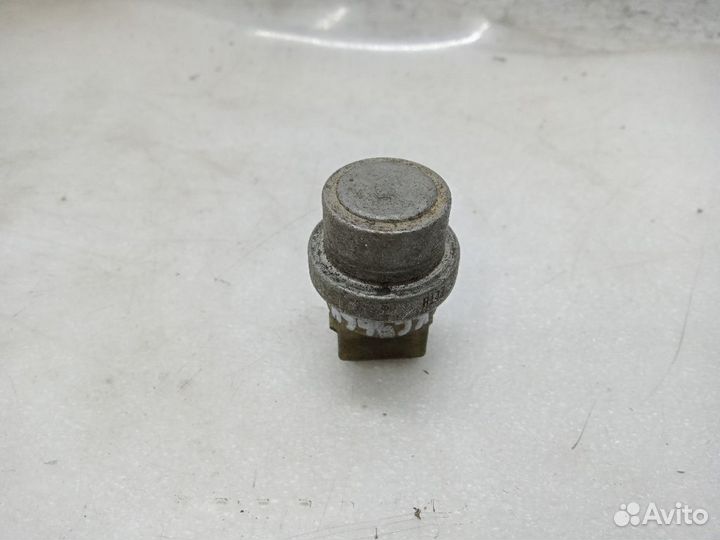 Датчик температуры ож volkswagen golf 4