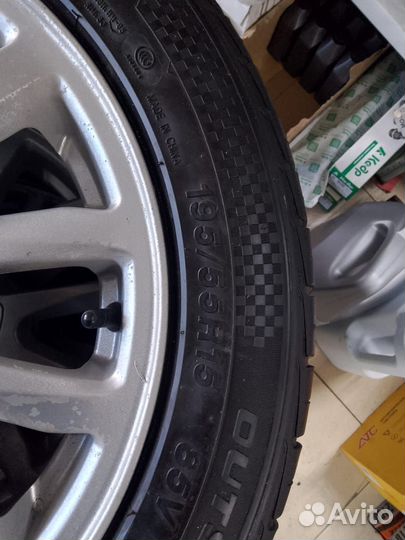 Three-A P609 195/55 R15