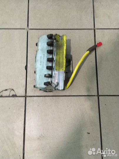 Подушка безопасности в торпедо Mitsubishi Lancer 9