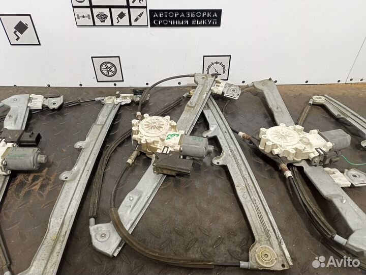 Стеклоподъемник передний Mitsubishi Colt Z3