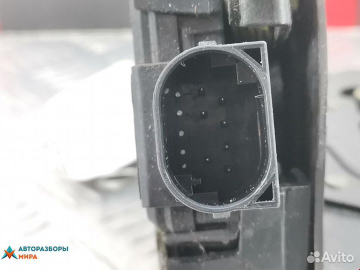 Замок двери передней левой BMW 3 E46 2002