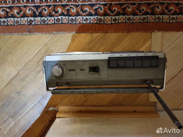 Кассетный магнитофон sharp СССР