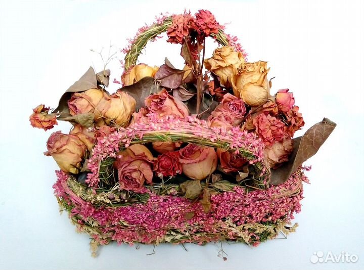 Корзина с сухоцветами