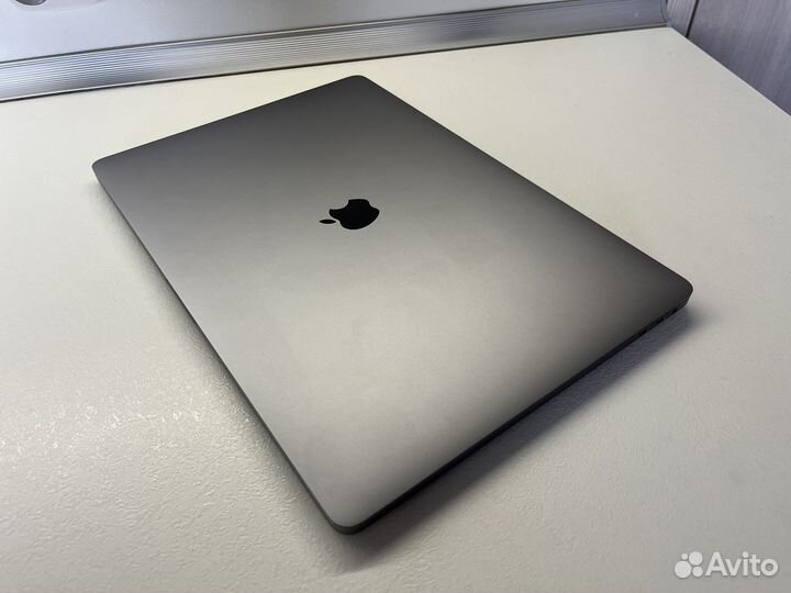 Macbook pro 16 2019 i9 1tb