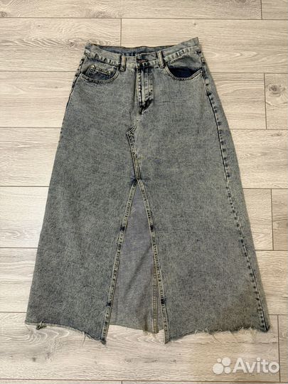 Джинсовая юбка длинная с разрезом