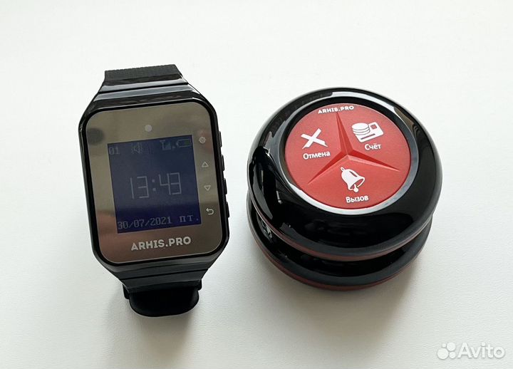 Премиальная кнопка вызова официанта и часы