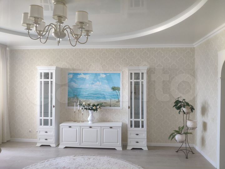 4-к. квартира, 116 м², 9/10 эт.