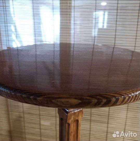 Геридон под цветок