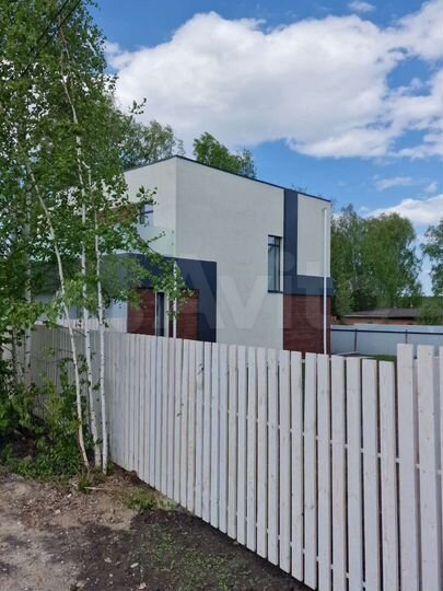 Коттедж 227 м² на участке 5,5 сот.