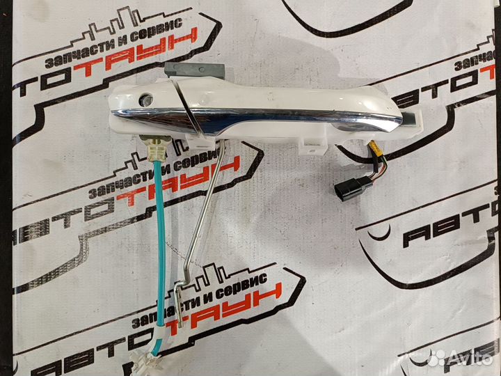 Ручка двери внешняя honda legend KB1 KB2 передняя задняя правая белый, NH717P S3564Z